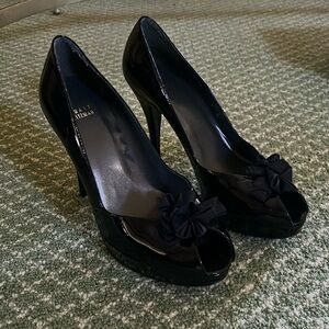 Stuart Weitzman heels. Excellent used condition.